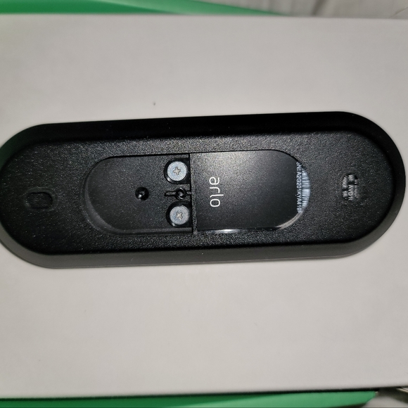New Arlo Wired Video Doorbell - Picture 4 of 4